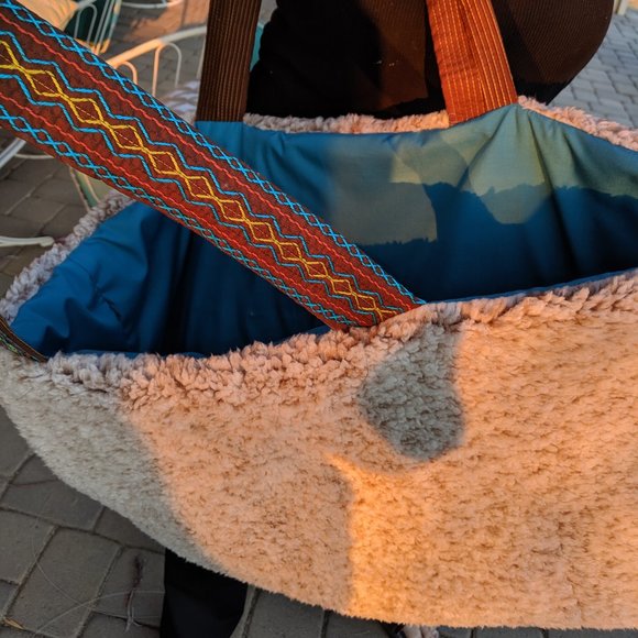 Oversized Plush Tote - Picture 6 of 8